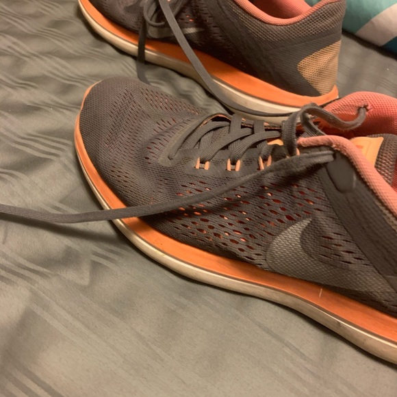 Nike flex run shoes - Picture 5 of 6